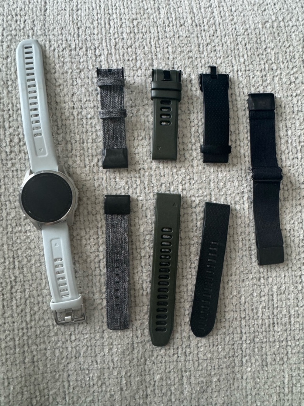 42mm Garmin Fēnix 7s + 4 extra watch bands